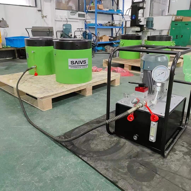 CLL Series Single-Acting High Tonnage Lock-Nut Hydraulic Cylinders(Images 3) CLL-2.jpg