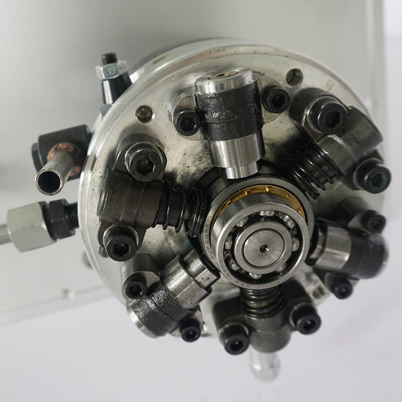 PAT Series Foot Air Hydraulic Pumps (Images 9) DSC00241.jpg