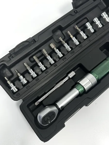 4-10000 Nm Preset Torque Wrench,AC Series(Images 1) torque-wrench-5.webp