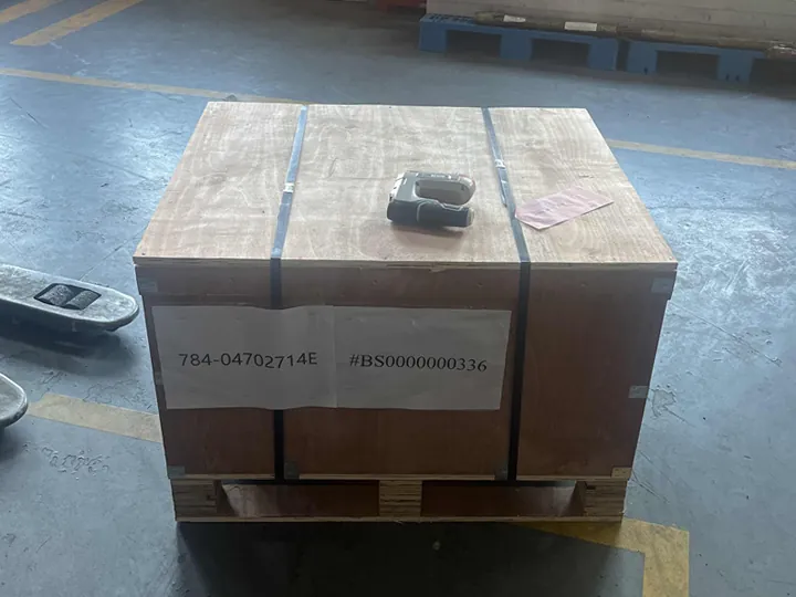 Products packaged in wooden boxes Products packaged in wooden boxes