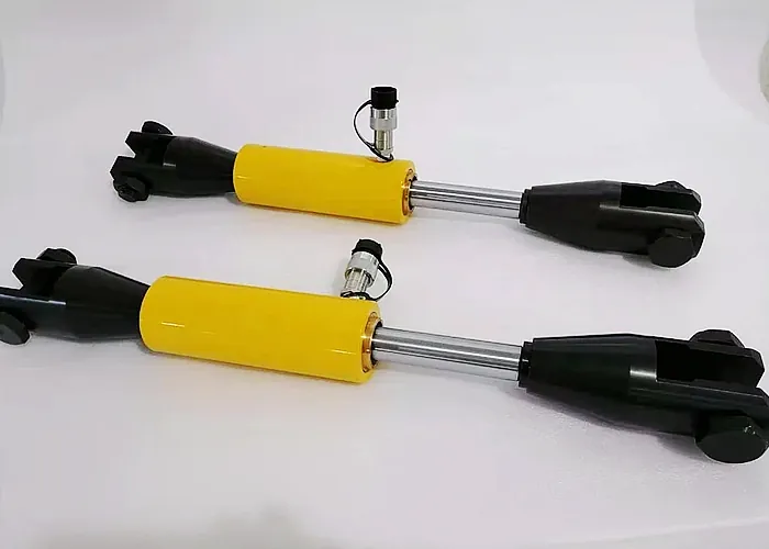 Two BRC Pull Hydraulic Cylinders Two BRC Pull Hydraulic Cylinders