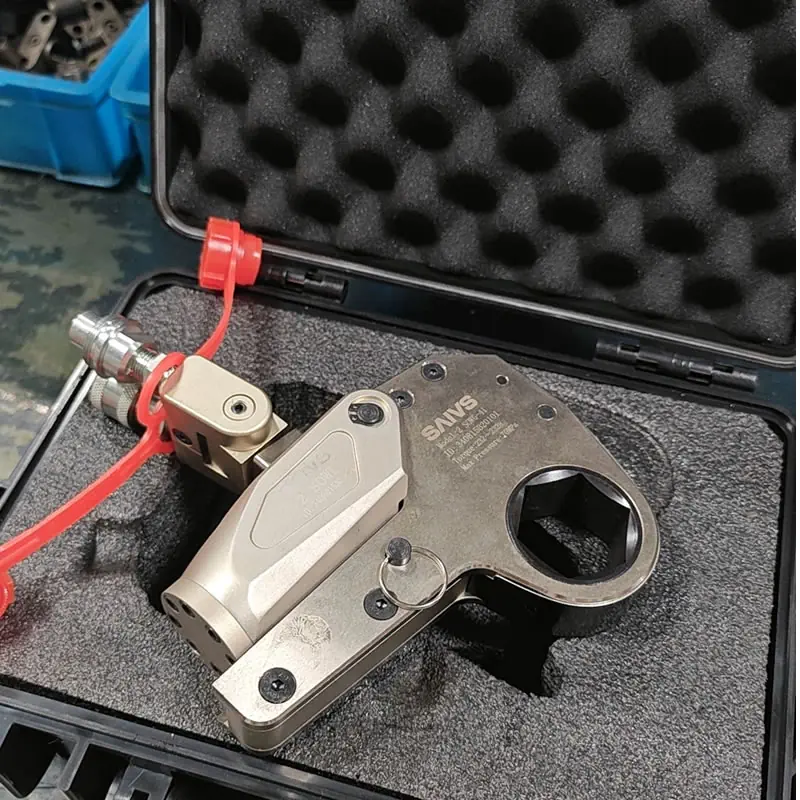 Why is Hydraulic Torque Wrench Calibration Essential for Industrial Safety?(Images1) Low Profile Hydraulic Torque Wrenches-1.webp