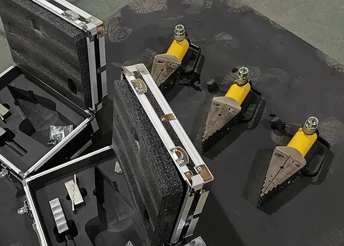 Choose the Right Flange Spreader: A Practical Guide for Maintenance Teams